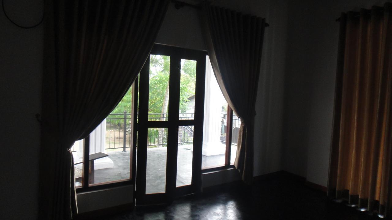 קיריבת'גודה The Kingston Hotel מראה חיצוני תמונה