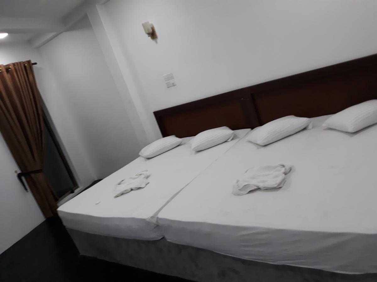 קיריבת'גודה The Kingston Hotel מראה חיצוני תמונה